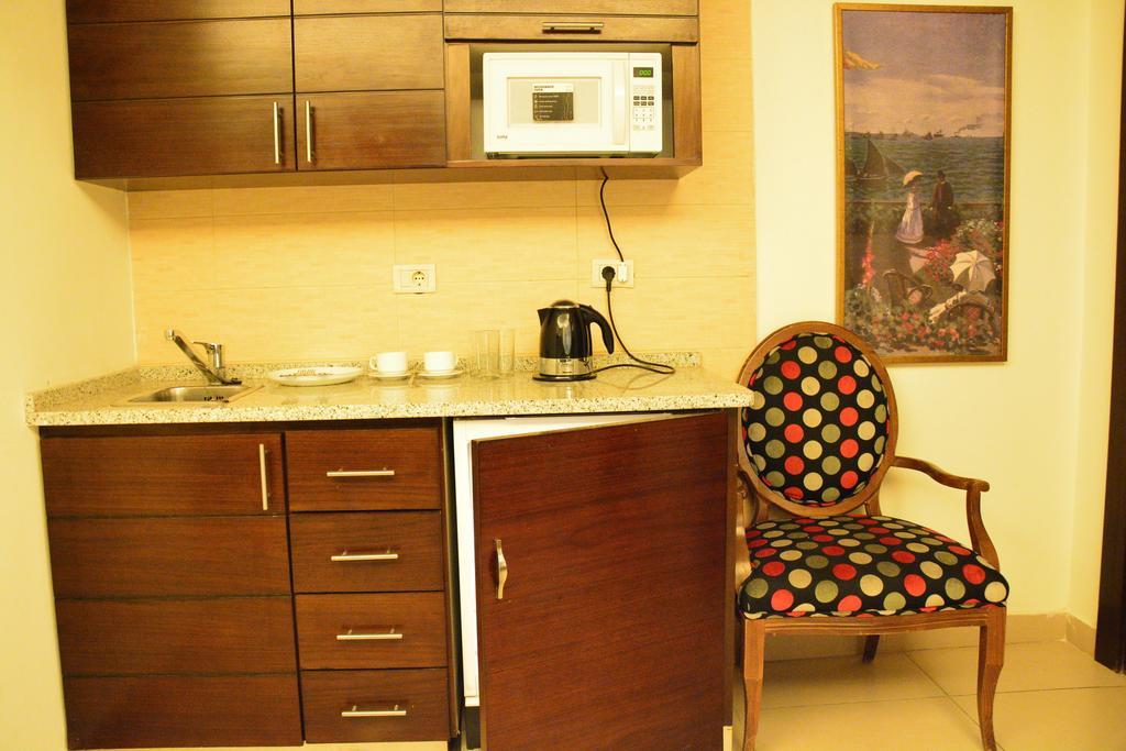 Nadine Hotel Suites อัมมาน ภายนอก รูปภาพ