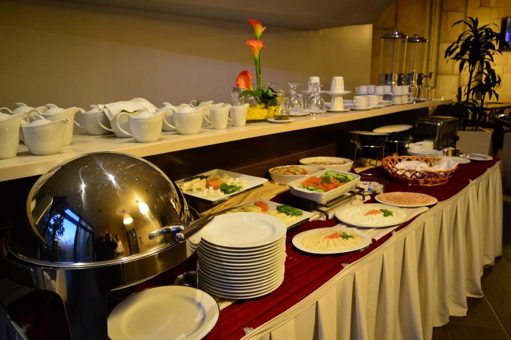 Nadine Hotel Suites อัมมาน ภายนอก รูปภาพ