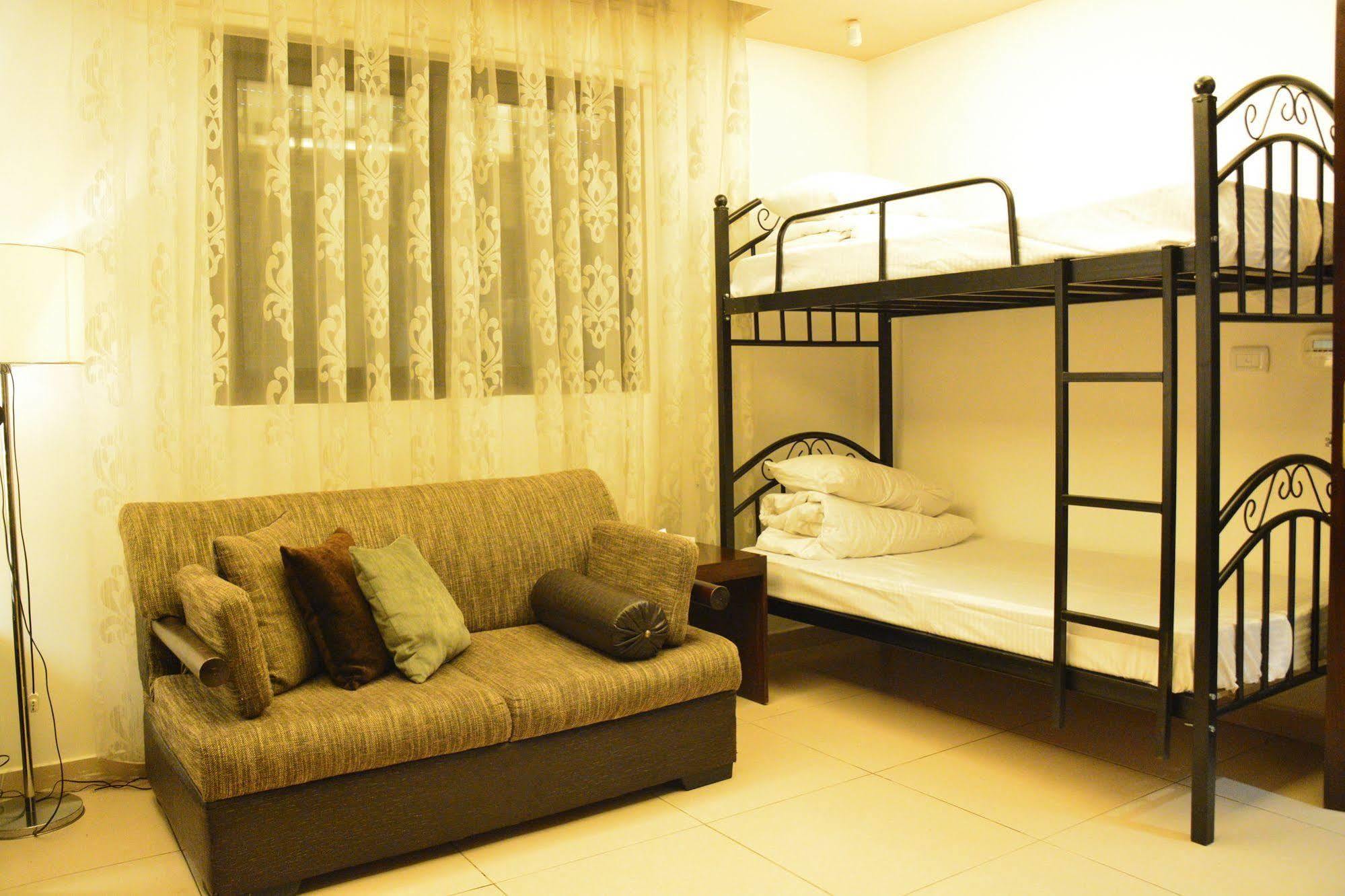 Nadine Hotel Suites อัมมาน ภายนอก รูปภาพ