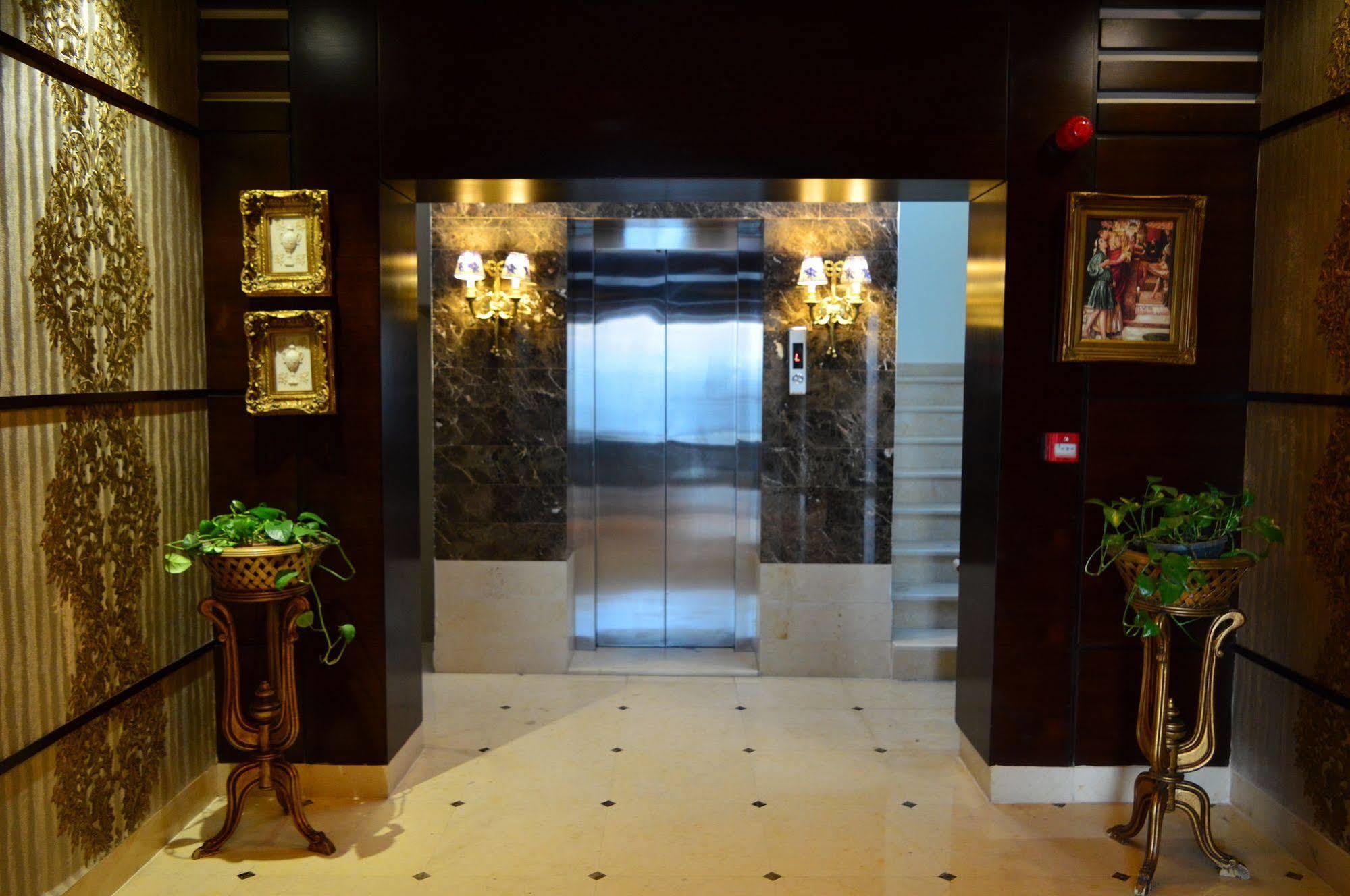 Nadine Hotel Suites อัมมาน ภายนอก รูปภาพ